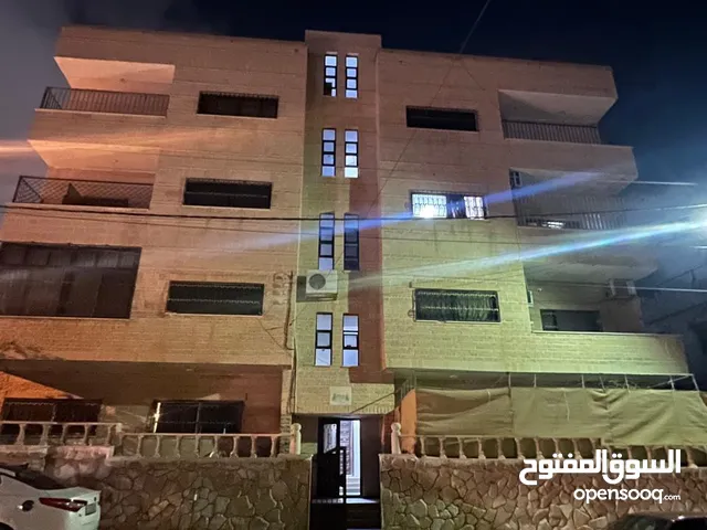 140 m2 3 Bedrooms Apartments for Rent in Zarqa Al Zawahra