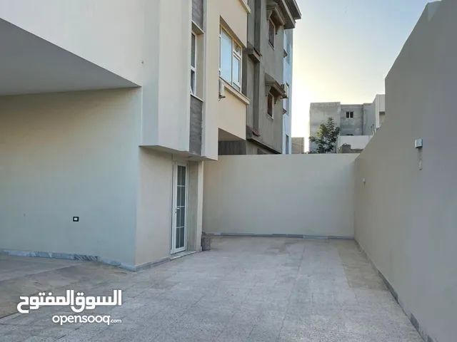 160 m2 More than 6 bedrooms Villa for Rent in Tripoli Souq Al-Juma'a