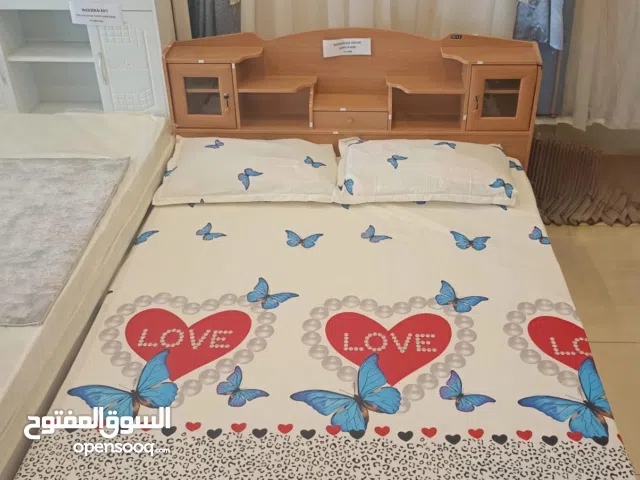 سرير خشبي بحجم كوين مع مرتبة طبية مقاس 12 سم   Queen Size Wooden Bed With 12cm Madical Mattress