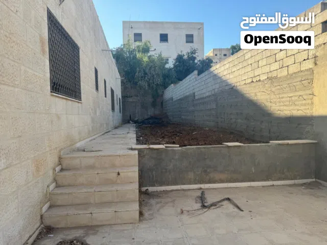 400 m2 More than 6 bedrooms Townhouse for Sale in Amman Al Yadudah