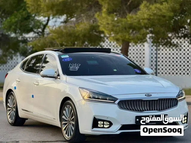 2018 كيا كادينزا Limited