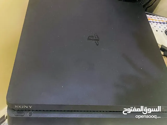 بلايستيشن 4 سلم