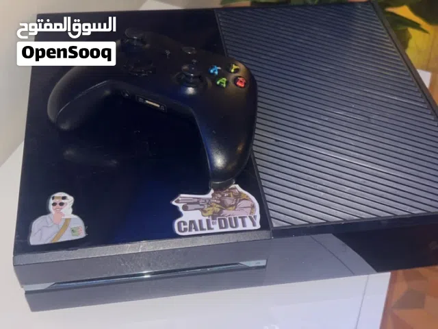 Xbox ون بأحلى ممتازه مستعمل معه القير