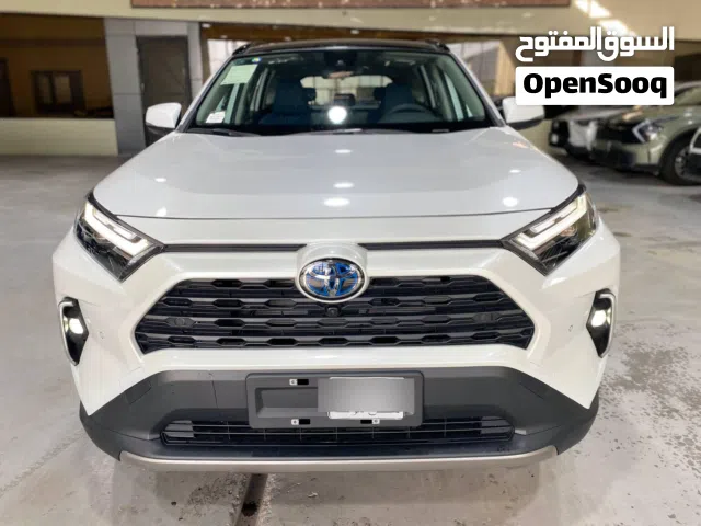 New Toyota RAV 4 in Baghdad