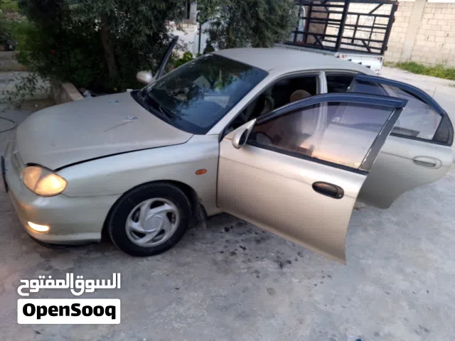 1999 Kia Sephia 2