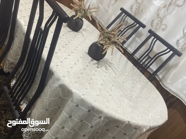 طاولة سفرة مع 6 كراسي