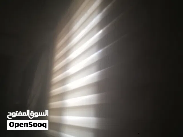 ستارتين زيبرا ومراي حمام وضوء 3 لمبات ومتفرقات سلندر رفاص باب وارجيله وبلحات باب سحاب وسقاط وفراشات