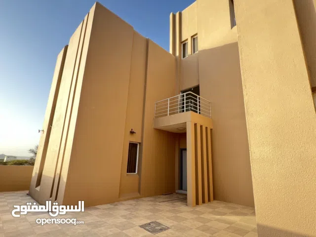 750 m2 4 Bedrooms Villa for Sale in Muscat Misfah
