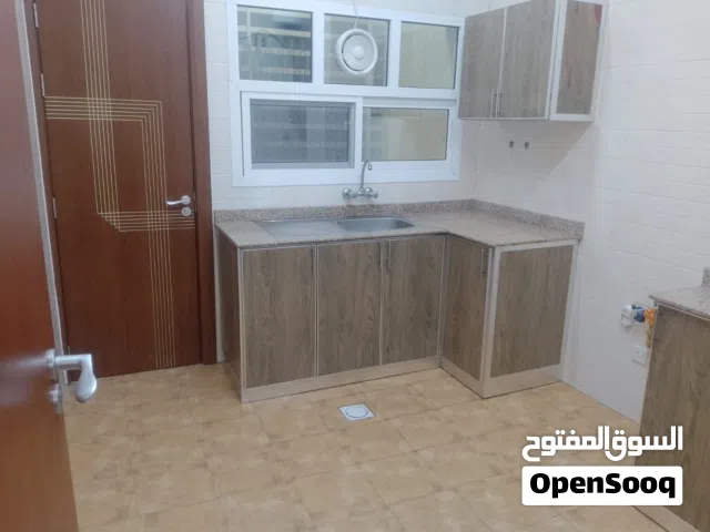 شقه للايجار في الخوض السادسة