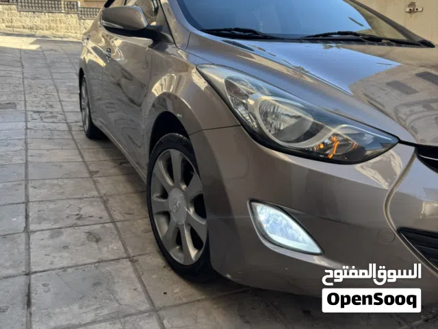 Used Hyundai Elantra in Amman