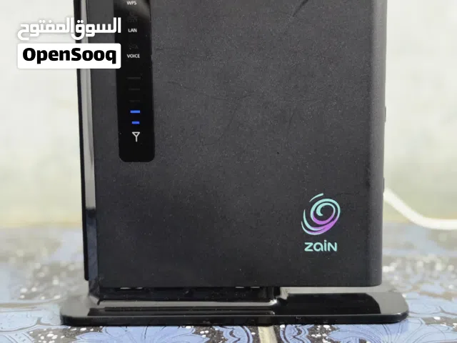 urgent sale unlocked Huawei 4G wifi router STC  batelco and any country sim works