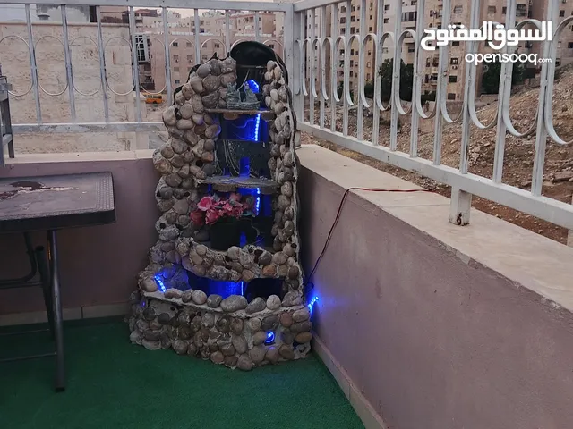نافورة بسعر مغري للبيع و مرتب