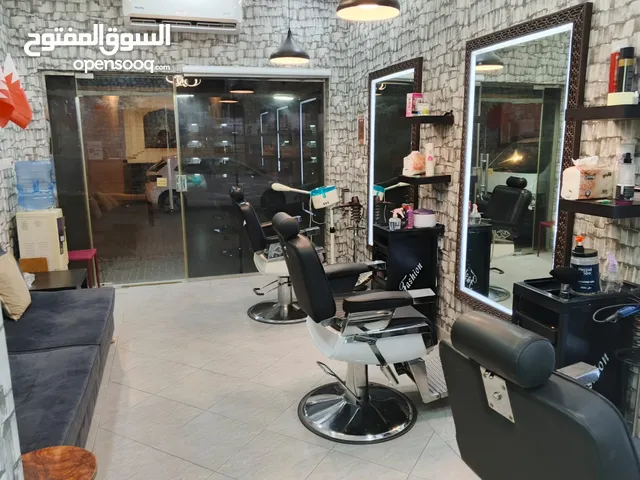 circle Gents Saloon for sale