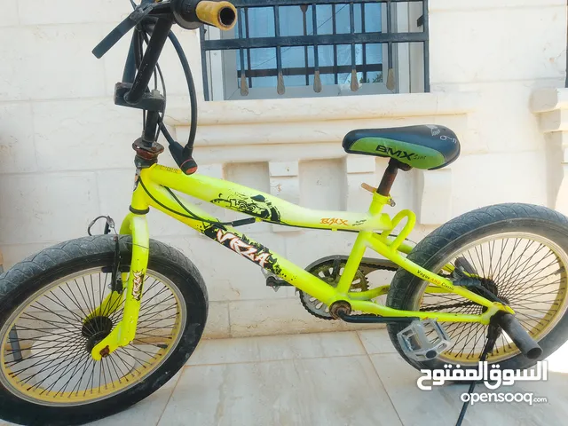 بسكليت اطفال للبيع عدد 3 بحالة جيدة