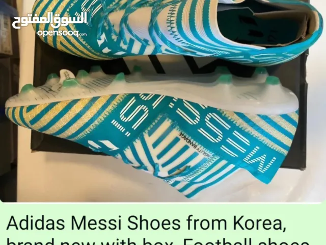 Various Shoes New in Riyadh