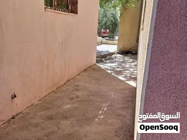 166 m2 More than 6 bedrooms Townhouse for Sale in Irbid An-Nuayyimah