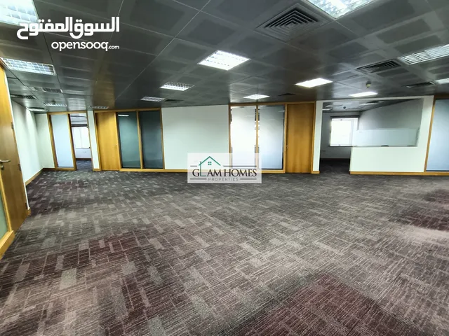 Spacious office for rent at an amazing location Ref: 445H