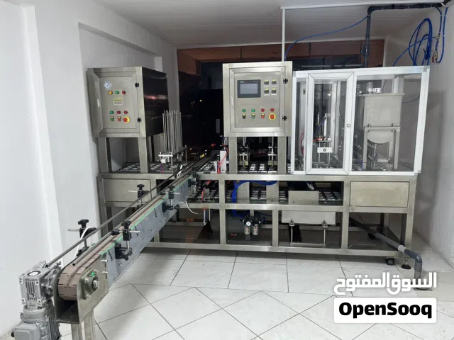 محطة تعبئة مياه + ماكينة تعبئة كاسات مياه صناعية بسعة 200 و250 مل يمكن شراء المكينة او المحطة منفصلة