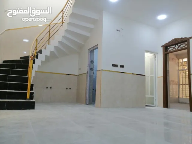 170 m2 More than 6 bedrooms Townhouse for Sale in Basra Muhandiseen