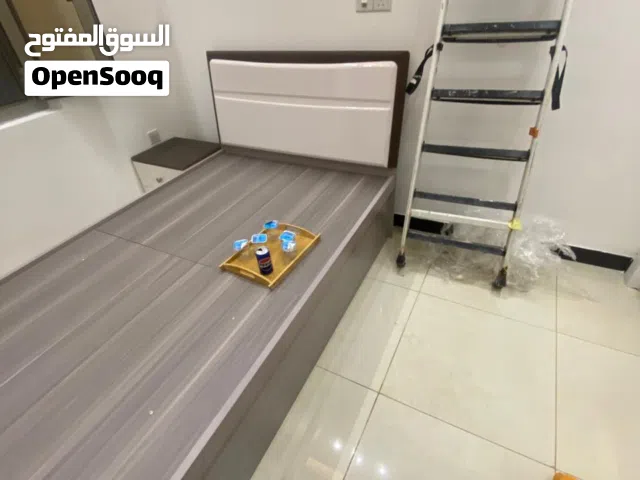 نجار لفتح وشد غرف النوم