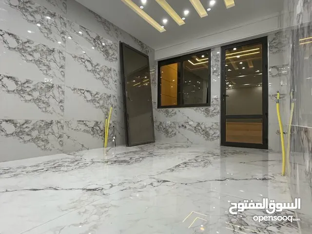 200 m2 3 Bedrooms Apartments for Sale in Amman Airport Road - Manaseer Gs