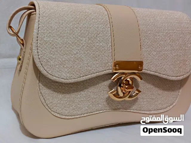 حقيبة يد نسائية