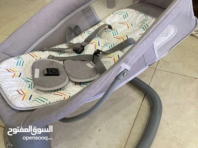 اغراض بيبي مستعمل بحاله جديد والسعر قابل للتفاوض سعر مغري جدا