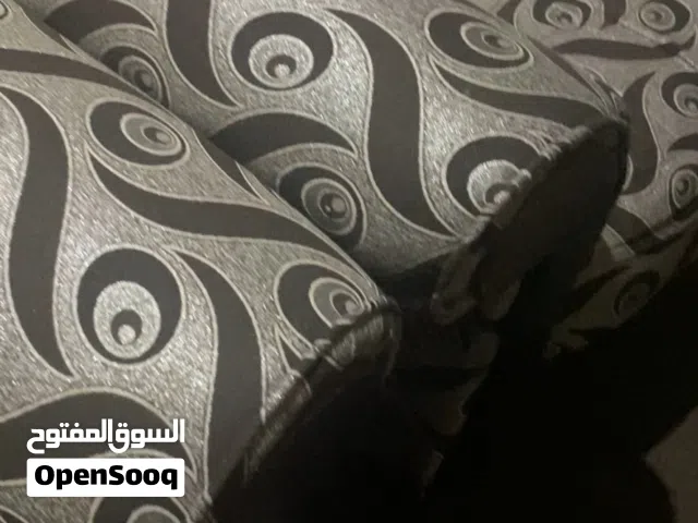 صالونين للبيع