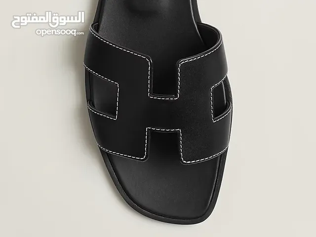 شبشب Hermès Oran رجالي أصلي مقاس 44 جلد طبيعي فاخر استعمال ساعة واحد فقط صناعة ايطالية فاخرة