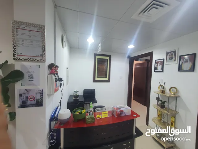 Ladies salon for sale(urgent)