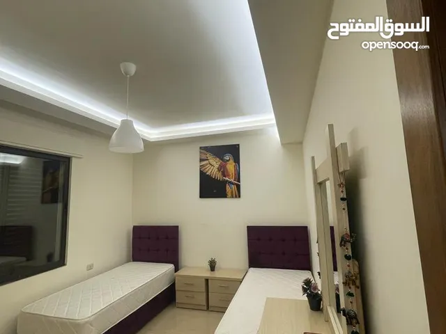 125 m2 3 Bedrooms Apartments for Rent in Amman Medina Street