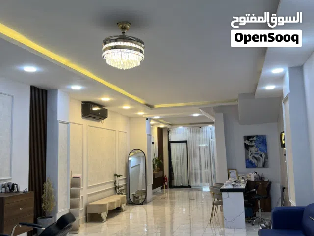 صالونەکا شاهانە بو فروتني ل دهوكي