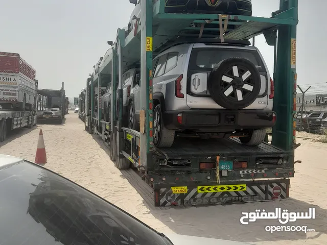 شحن بضاعة بالمعدات ثقيلة