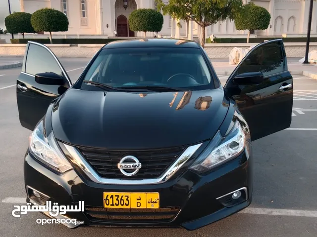 Nisan Altima