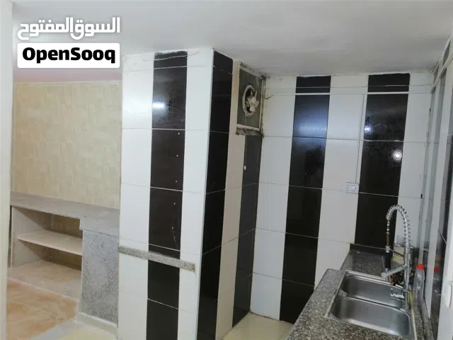 شقه للبيع في محافظة عجلون بلدة عبين مساحة البناء 75متر