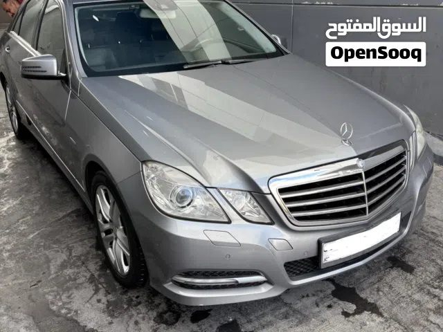 2012 مرسيدس بنز الفئة-E E 200