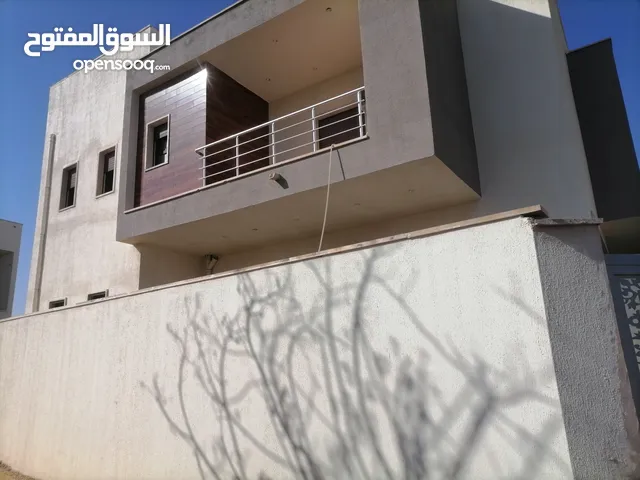 200 m2 More than 6 bedrooms Villa for Sale in Tripoli Souq Al-Juma'a