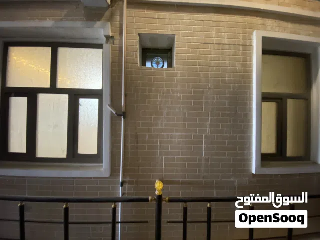 شقة حديثة غير مسكونة زيرو للبيع في الأعظمية راغبة خاتون على الخدمي السريع المؤدي الى جامع النداء