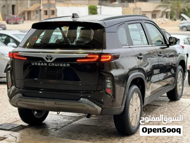 2025 تويوتا اوربان كروزر GLX