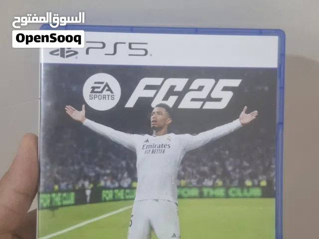 فيفا 25 شبه جديد