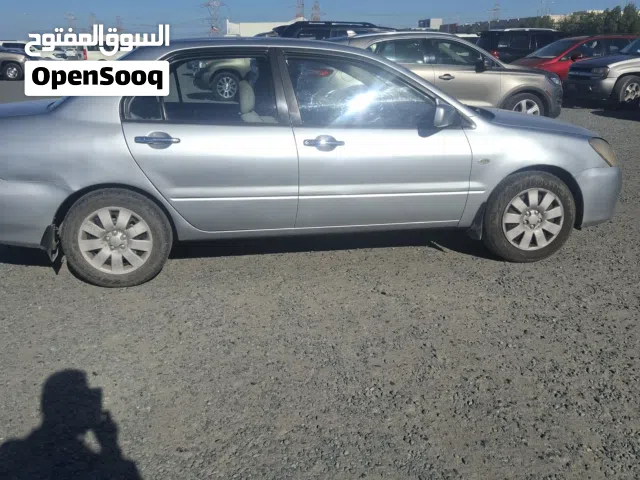 2006 ميتسوبيشي لانسر GL