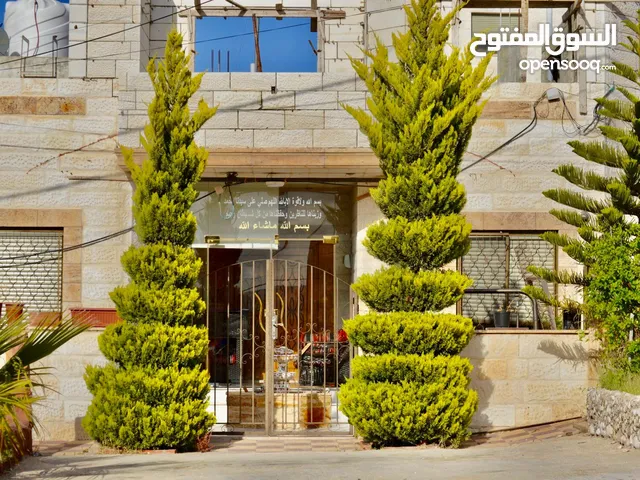 375 m2 5 Bedrooms Villa for Sale in Amman Shafa Badran