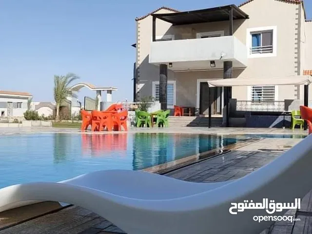 360 m2 More than 6 bedrooms Villa for Sale in Giza 6th of October