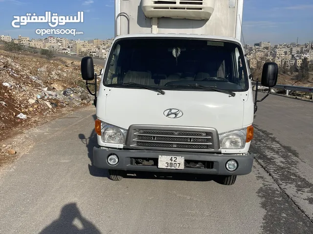 Refrigerator Hyundai 2008 in Amman