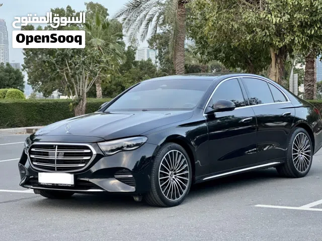 2025 مرسيدس بنز الفئة-E E 200