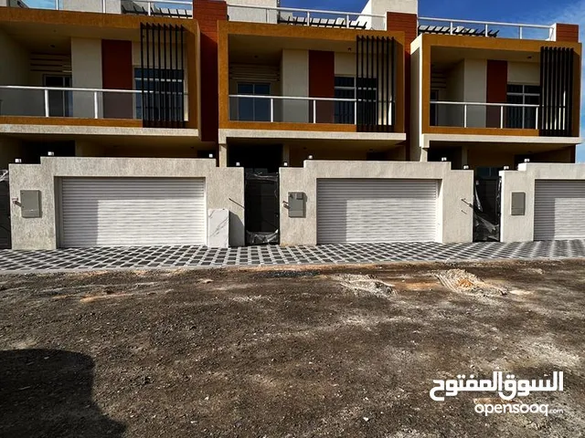 2800 ft 5 Bedrooms Villa for Rent in Ajman Al-Zahya
