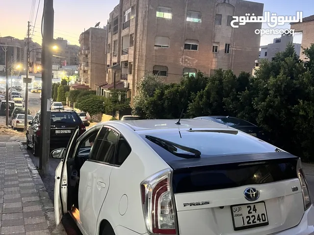 Used Toyota Prius in Amman