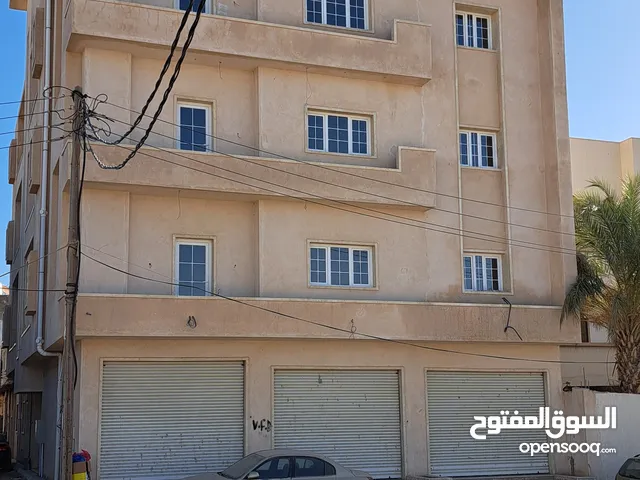 عمارة حديثة تجارية على الطريق رئيسي للايجار
