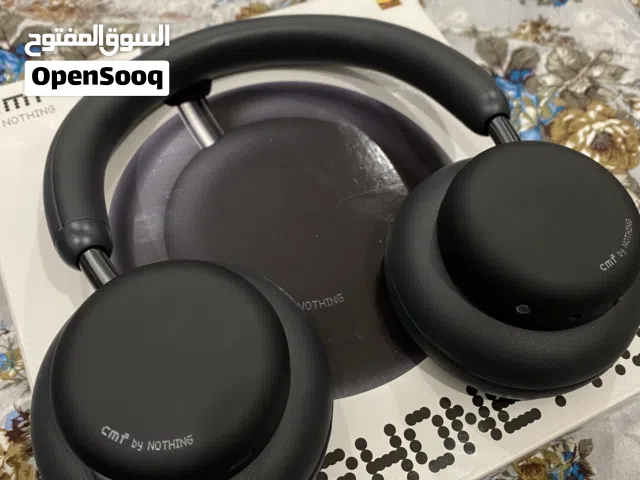 السلام عليكم سماعات  البرو cmf من نوثينك السماعات جديده ولا شخط بيها نظافتها 100% استعمال يوم واحد