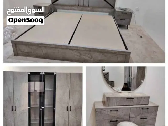 تخفيضات على طقم غرفة نوم فاخر كامل من خشب البلوط الأبيض - جودة عالية وتصميم عصري.